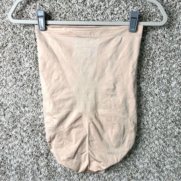 Spanx Tan Nude Haigh Waisted Shapewear Underwear in Size Large - Picture 3 of 4